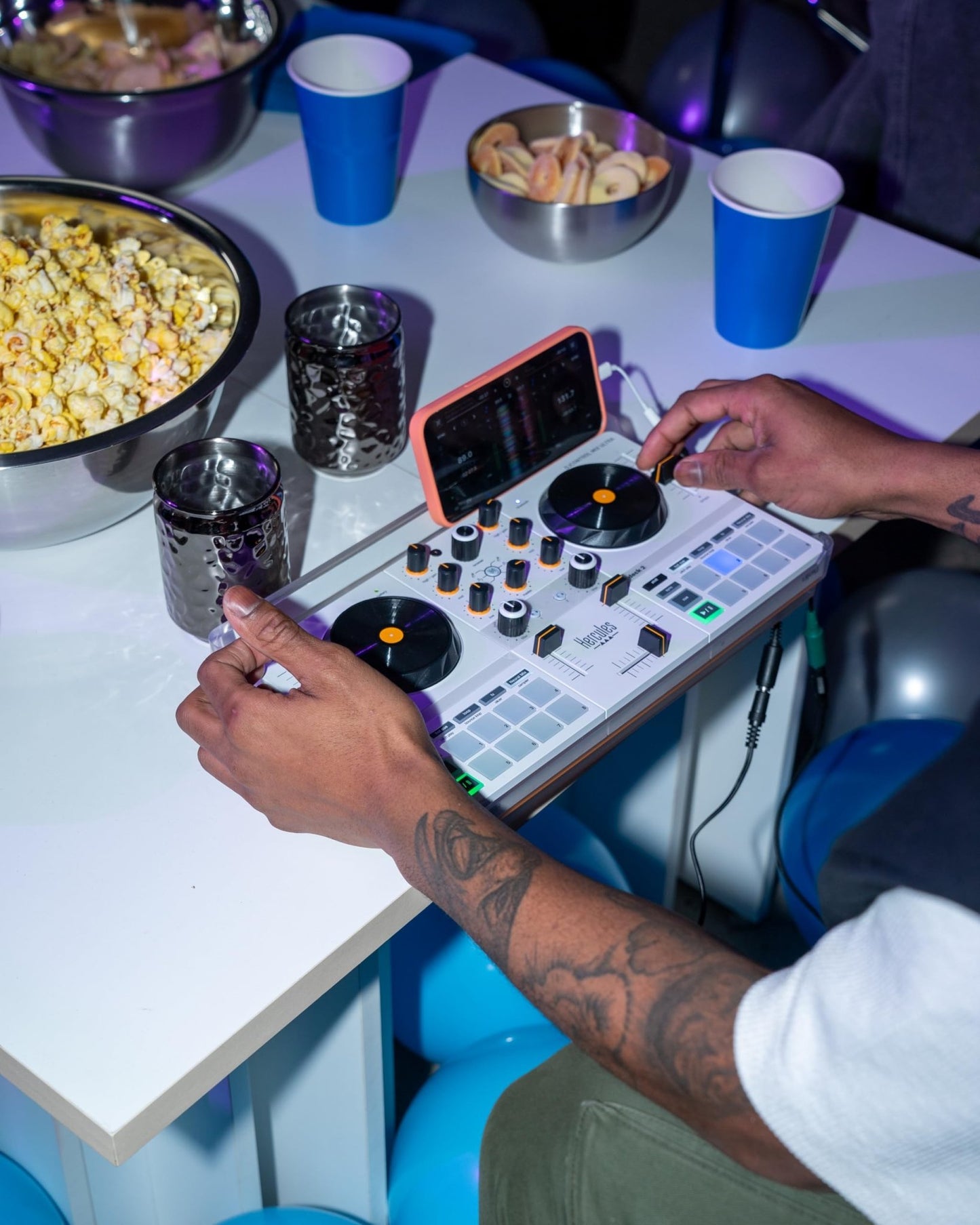 Hercules DJControl Mix Ultra - electronicsexpo.com - Controllers