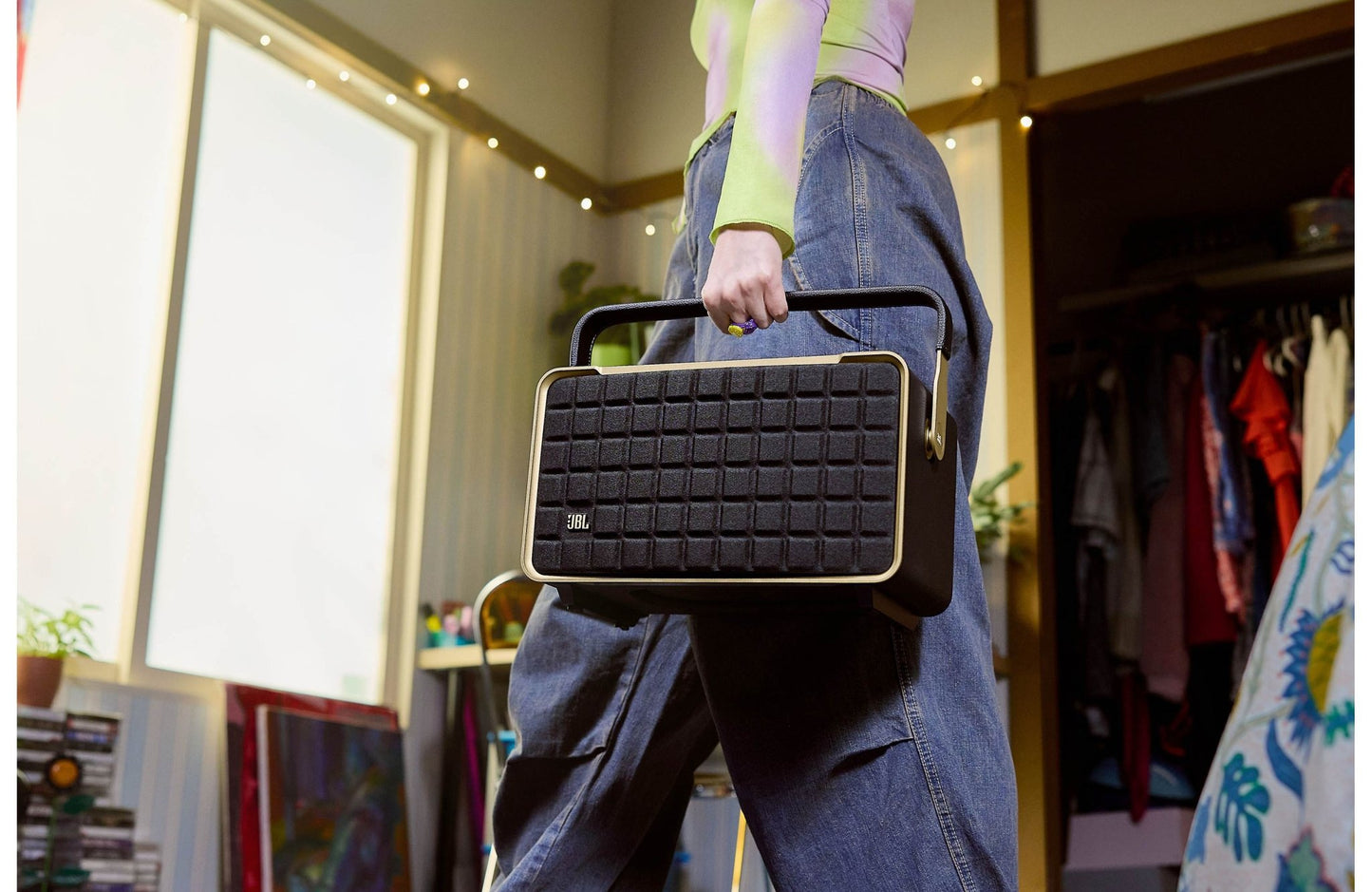 JBL Authentics 300 Portable Wireless Powered Speaker with Wi - Fi and Bluetooth - electronicsexpo.com - Powered Speakers