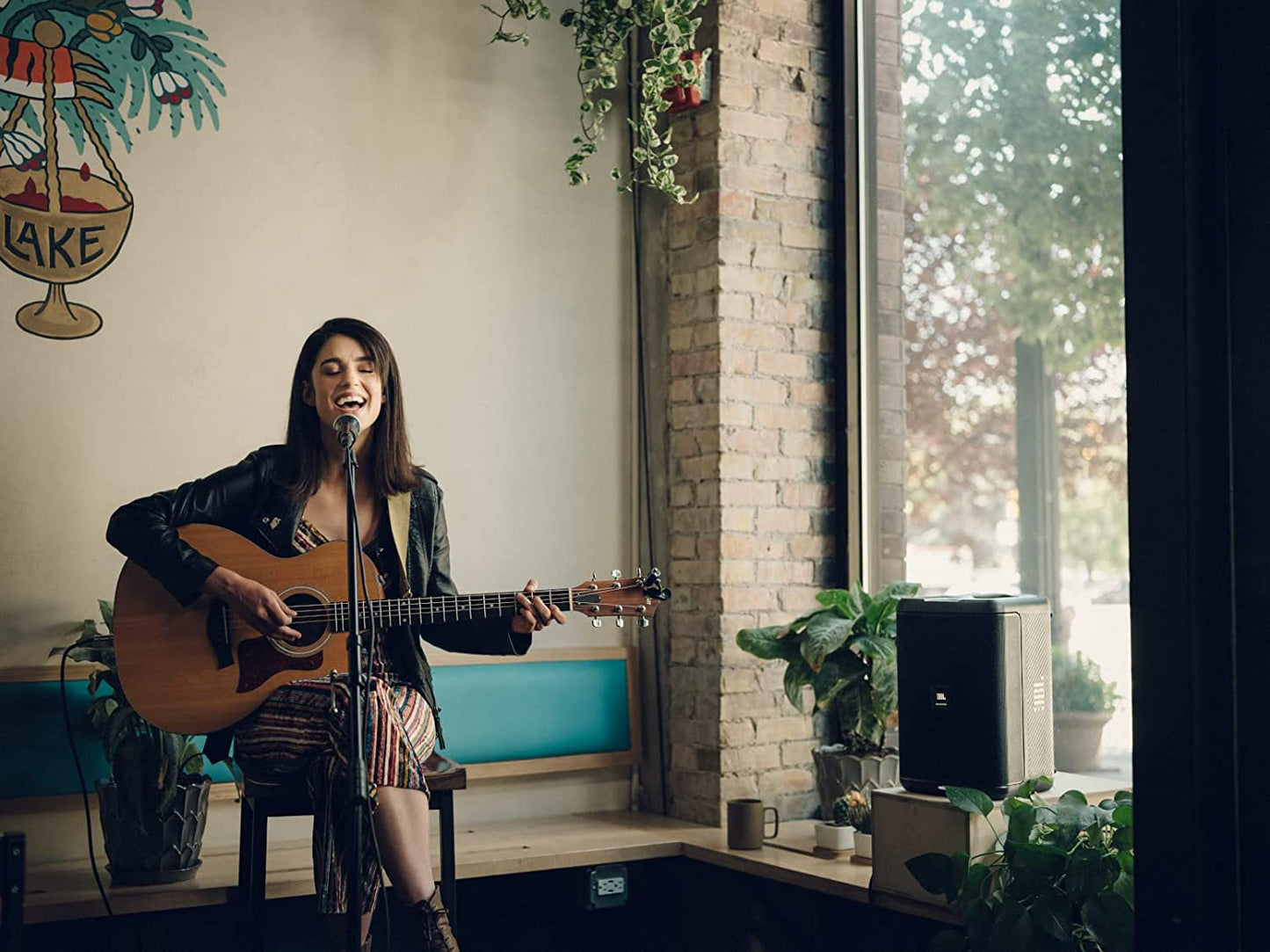 JBL Pro EON ONE Compact All - In - One Battery - Powered Personal PA System Bluetooth - electronicsexpo.com - Powered + PA Speakers