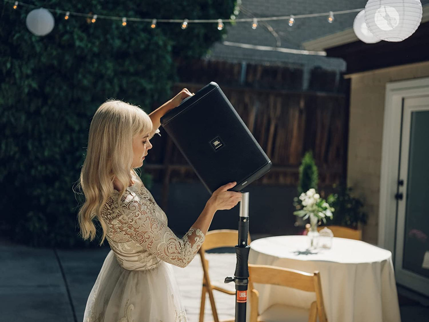 JBL Pro EON ONE Compact All - In - One Battery - Powered Personal PA System Bluetooth - electronicsexpo.com - Powered + PA Speakers