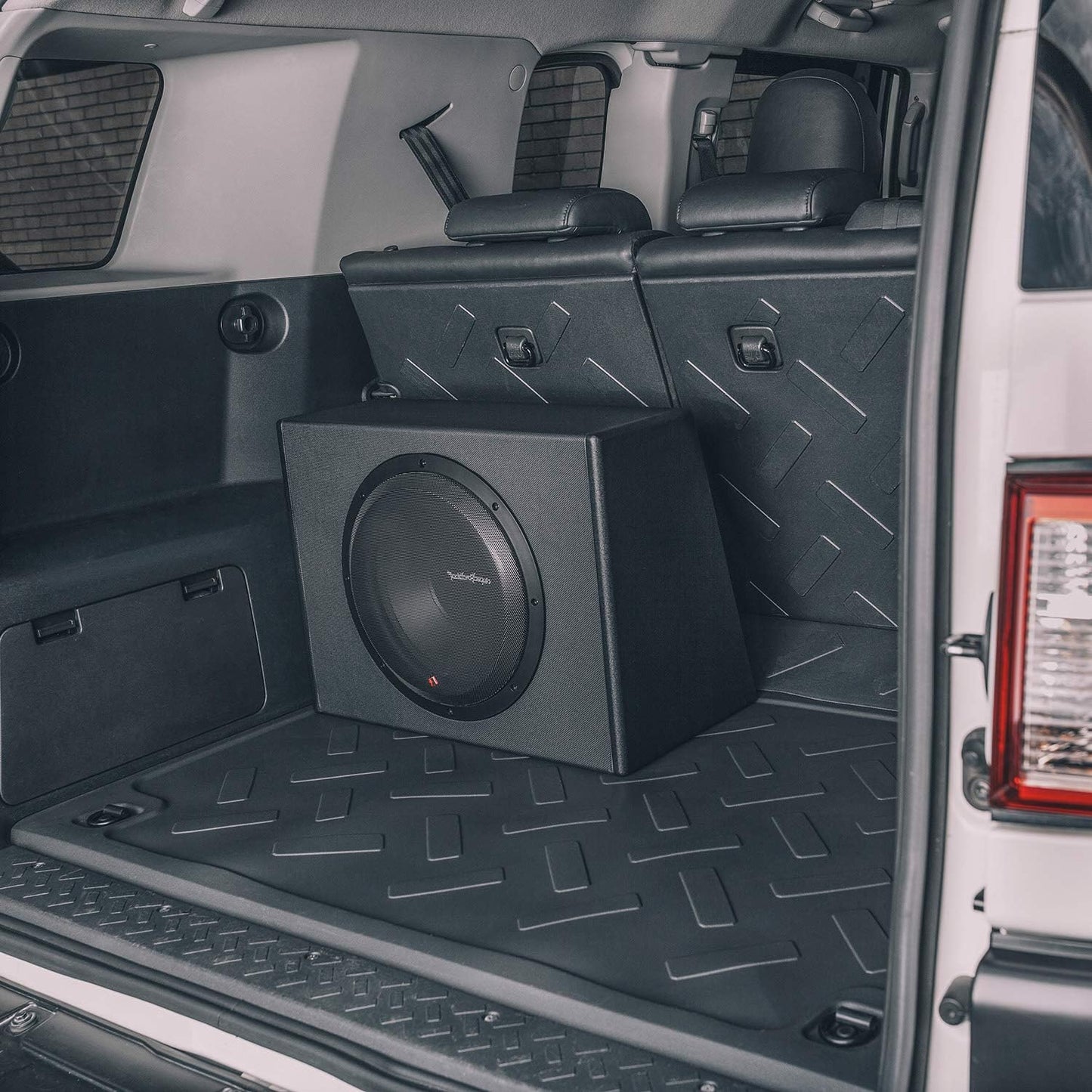 Rockford Fosgate Punch P300 - 12 Single 12" Subwoofer Enclosure with 300 - Watt Amp - electronicsexpo.com - Car Subwoofers