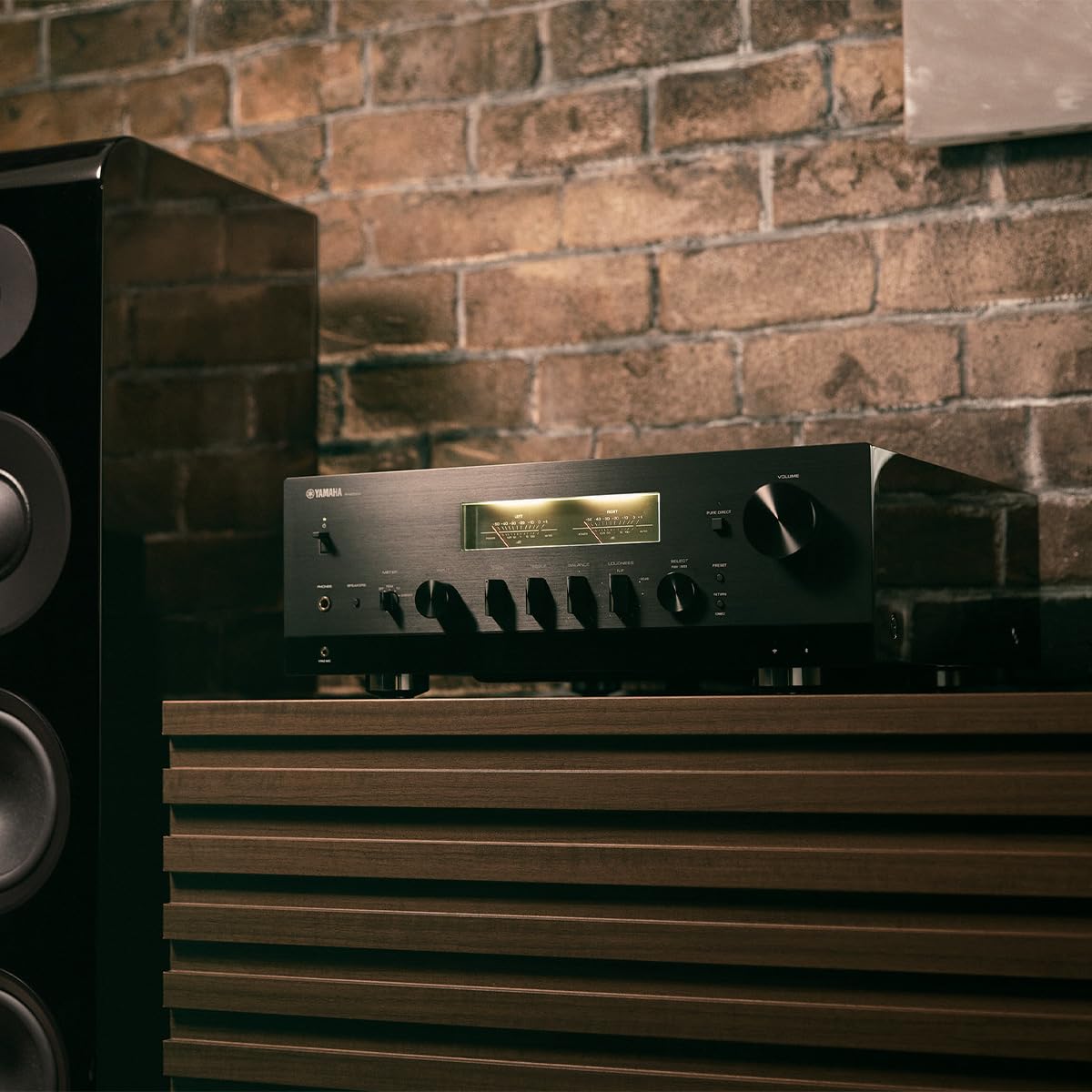 Yamaha R - N2000A Stereo Receiver with Wi - Fi, Bluetooth, Apple AirPlay 2, and HDMI - electronicsexpo.com - Home Theater Receivers