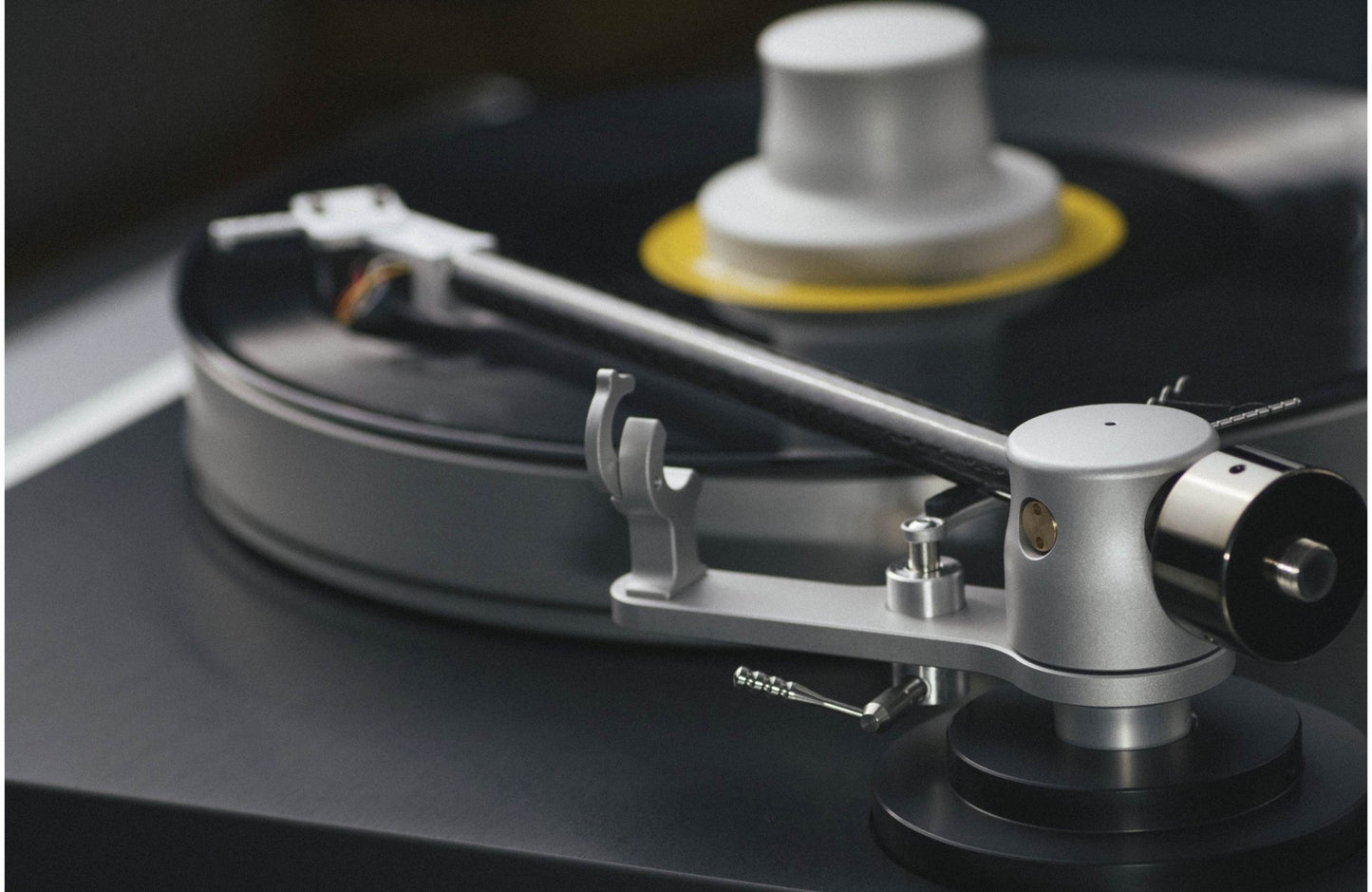 Mark Levinson No. 5105 Turntable - electronicsexpo.com - Pro Turntables