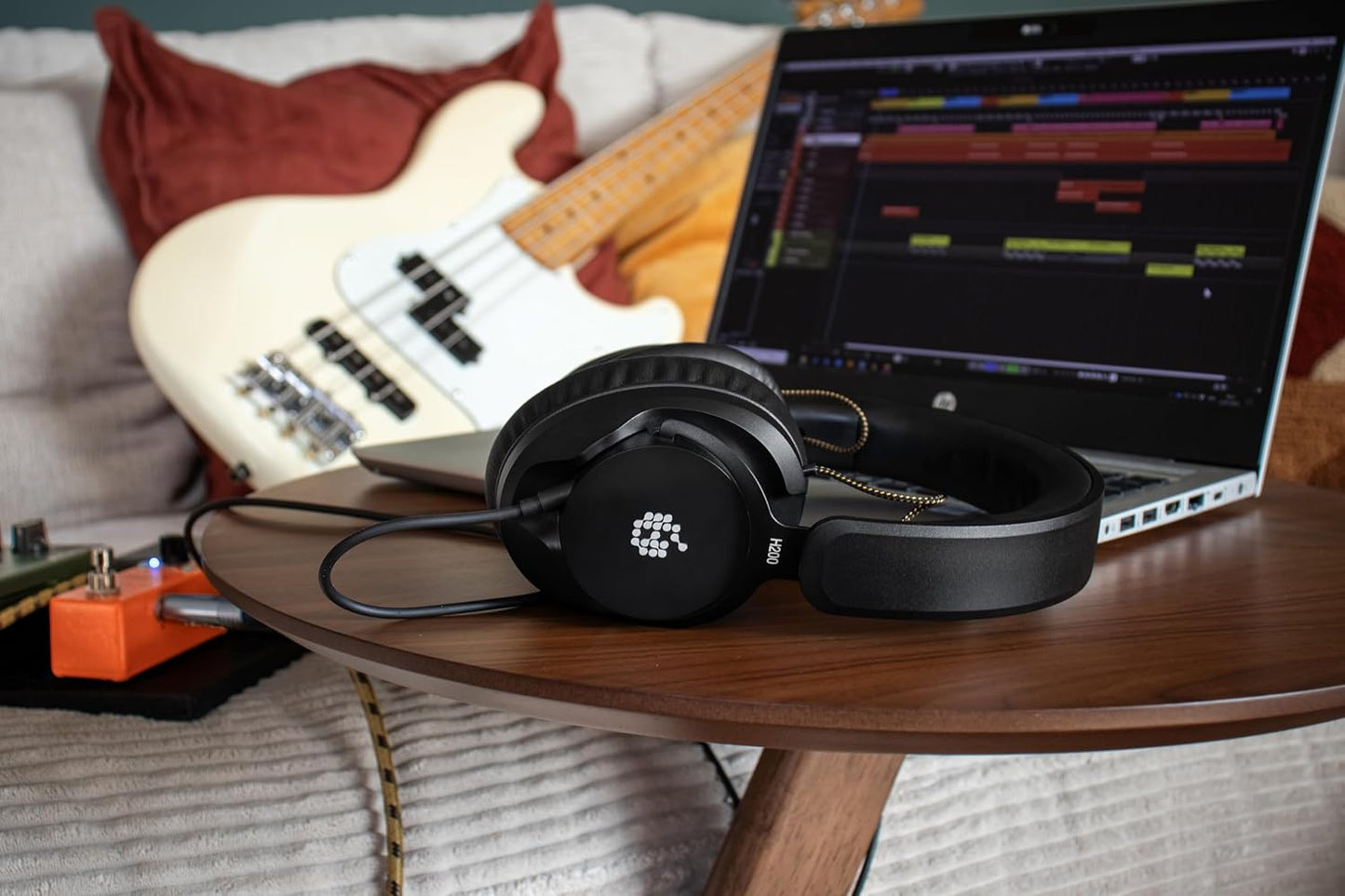 Adam Professional Audio H200 Over - Ear Closed - Back Headphones - electronicsexpo.com - Headphones