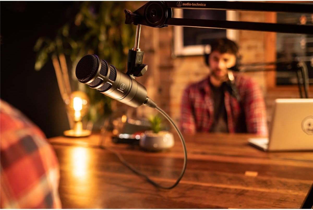 Audio - Technica AT2040 Hypercardioid Dynamic Podcast Microphone - electronicsexpo.com - Microphones