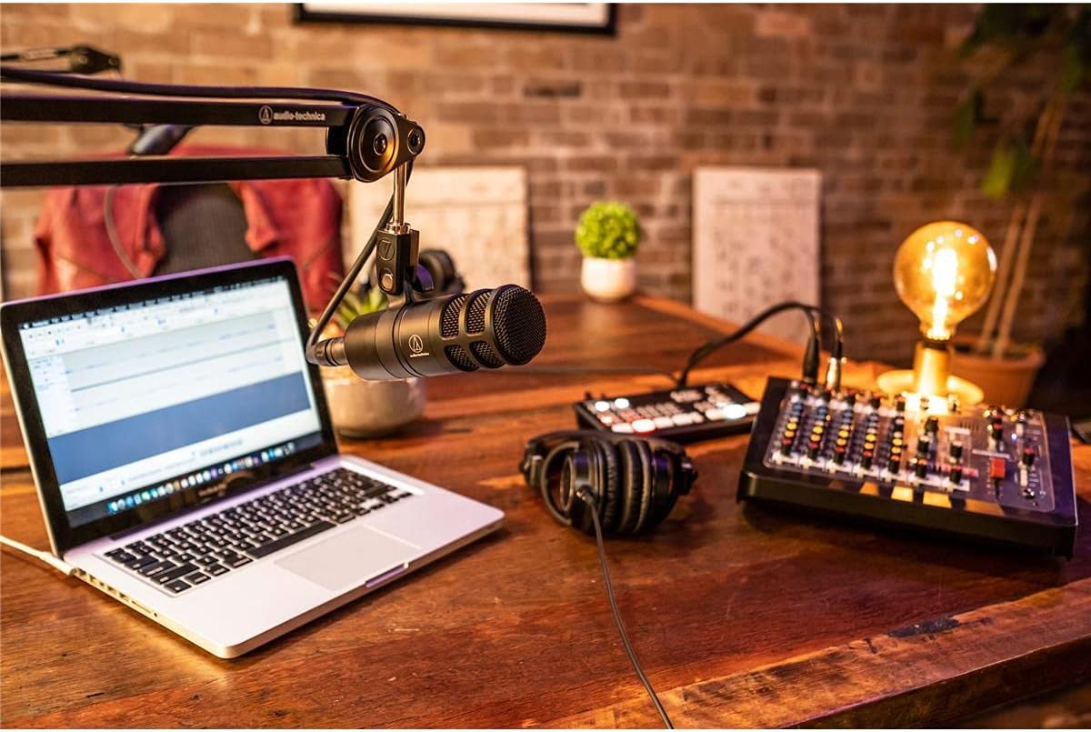 Audio - Technica AT2040 Hypercardioid Dynamic Podcast Microphone - electronicsexpo.com - Microphones
