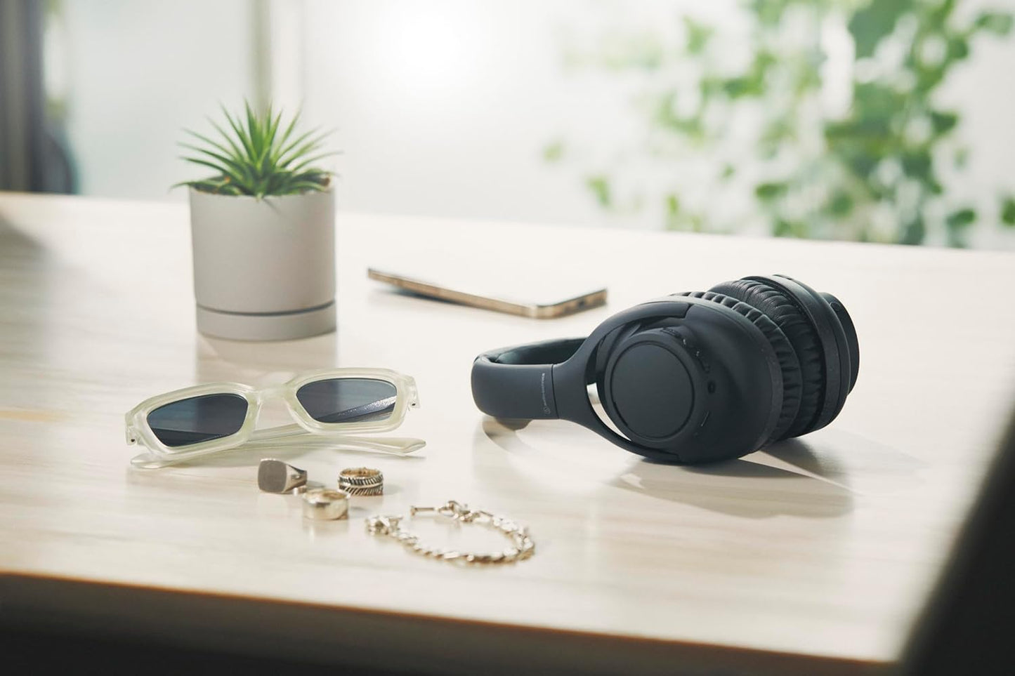 Audio - Technica ATH - S300BT Bluetooth Over - Ear Headphones - electronicsexpo.com - Headphones