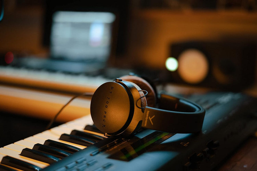 Beyerdynamic DT 700 PRO X Closed - Back Studio Headphones - electronicsexpo.com - Headphones