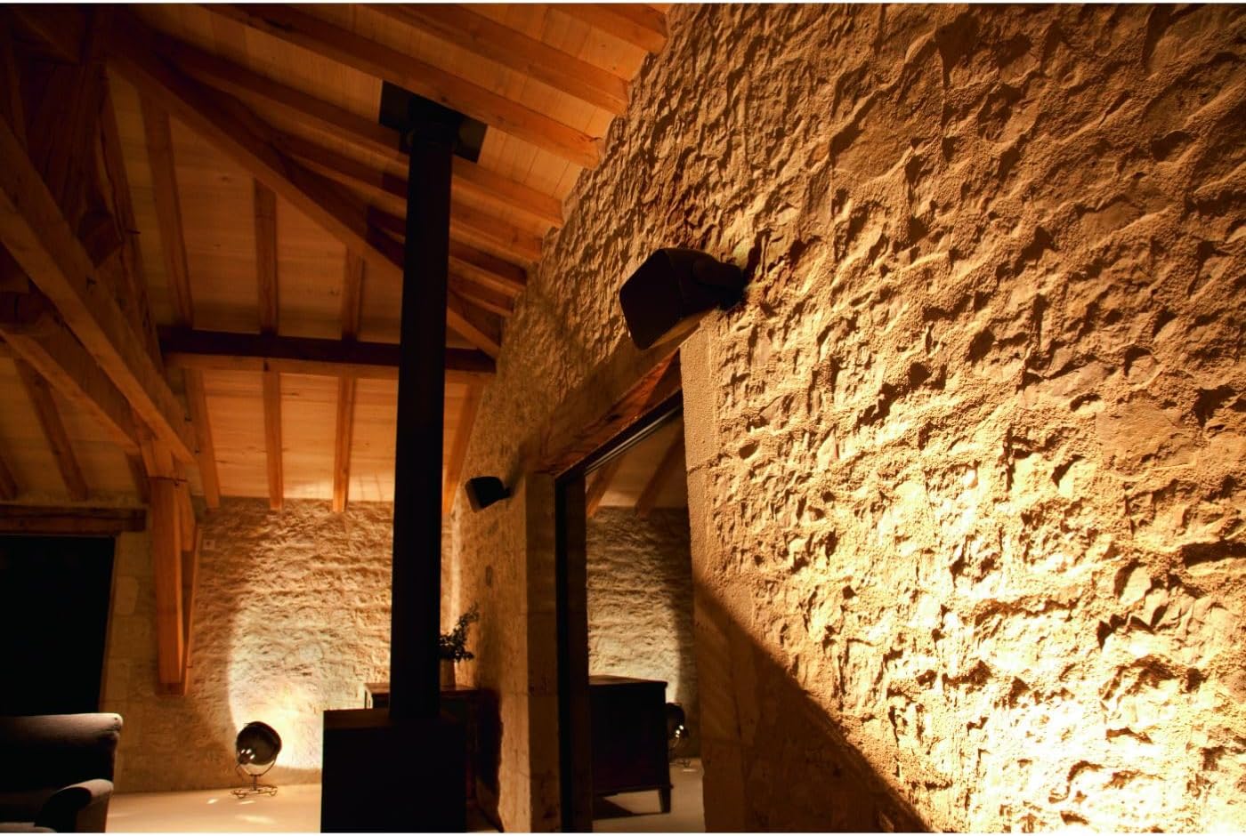 Bowers & Wilkins AM - 1 Weather - Resistant Outdoor Speakers (Pair) - electronicsexpo.com - Outdoor Speakers