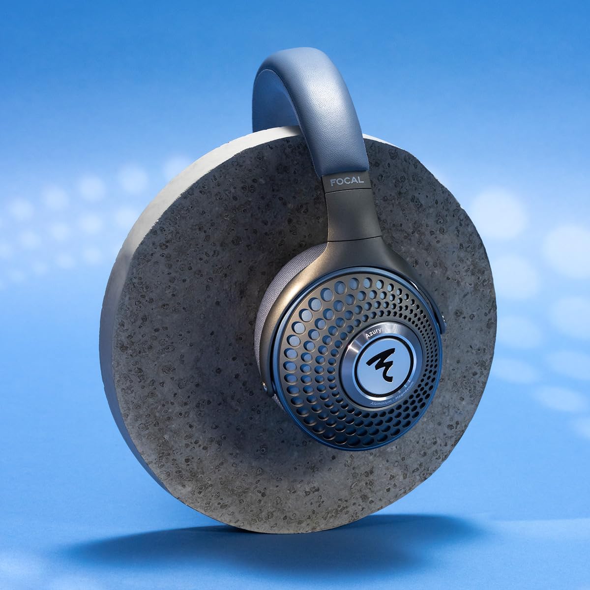 Focal Azurys Closed - Back Headphones - electronicsexpo.com - Headphones