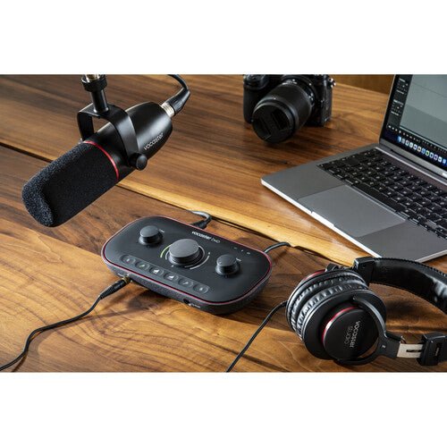Focusrite Vocaster Two Studio 1 - Person Podcasting Kit - electronicsexpo.com - Audio Interfaces