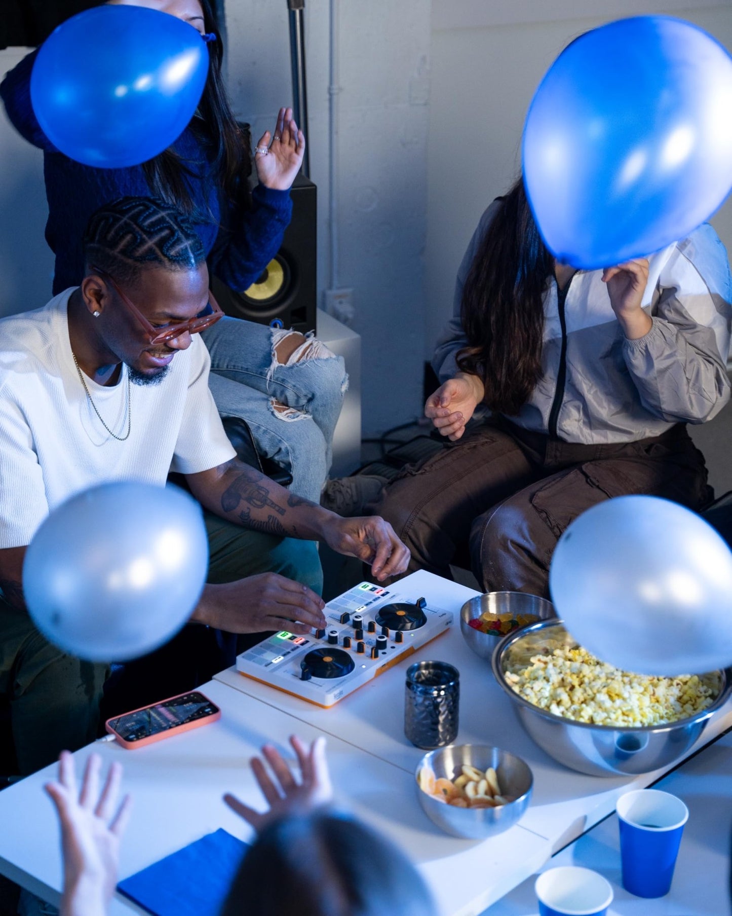 Hercules DJControl Mix Ultra - electronicsexpo.com - Controllers