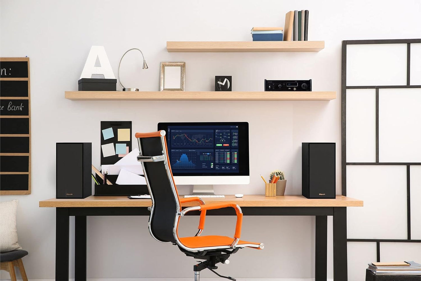 Klipsch R - 40PM Powered Bookshelf Speakers with Bluetooth (Pair) - electronicsexpo.com - Bookshelf Speakers