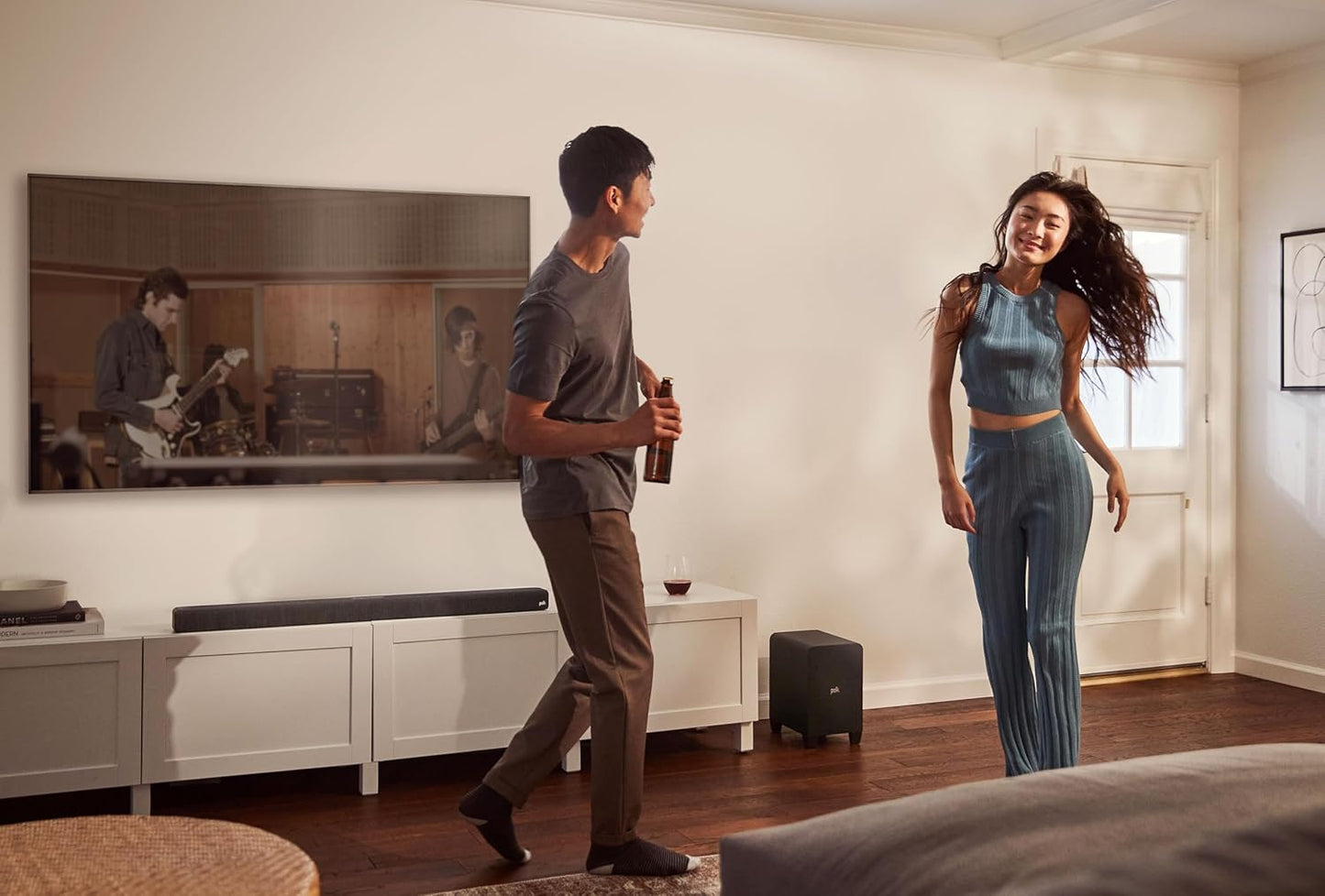 Polk Audio Signa S4D Powered 3.1.2 - Ch Dolby Atmos Sound Bar and Wireless Subwoofer System with Bluetooth - electronicsexpo.com - Soundbars