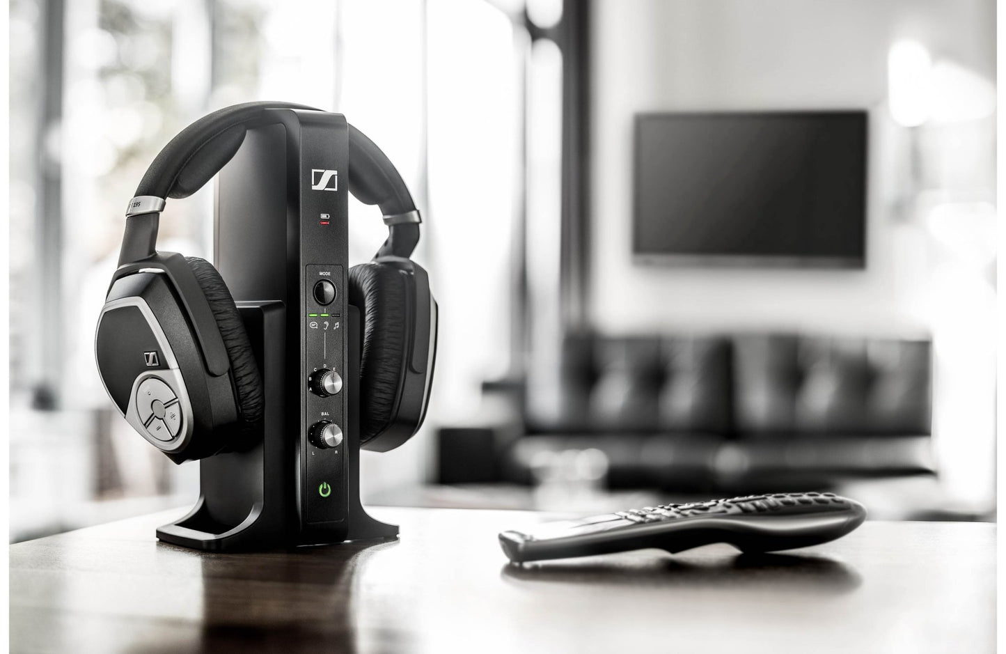 Sennheiser RS 195 Wireless TV Headphones with Transmitter - electronicsexpo.com - Headphones