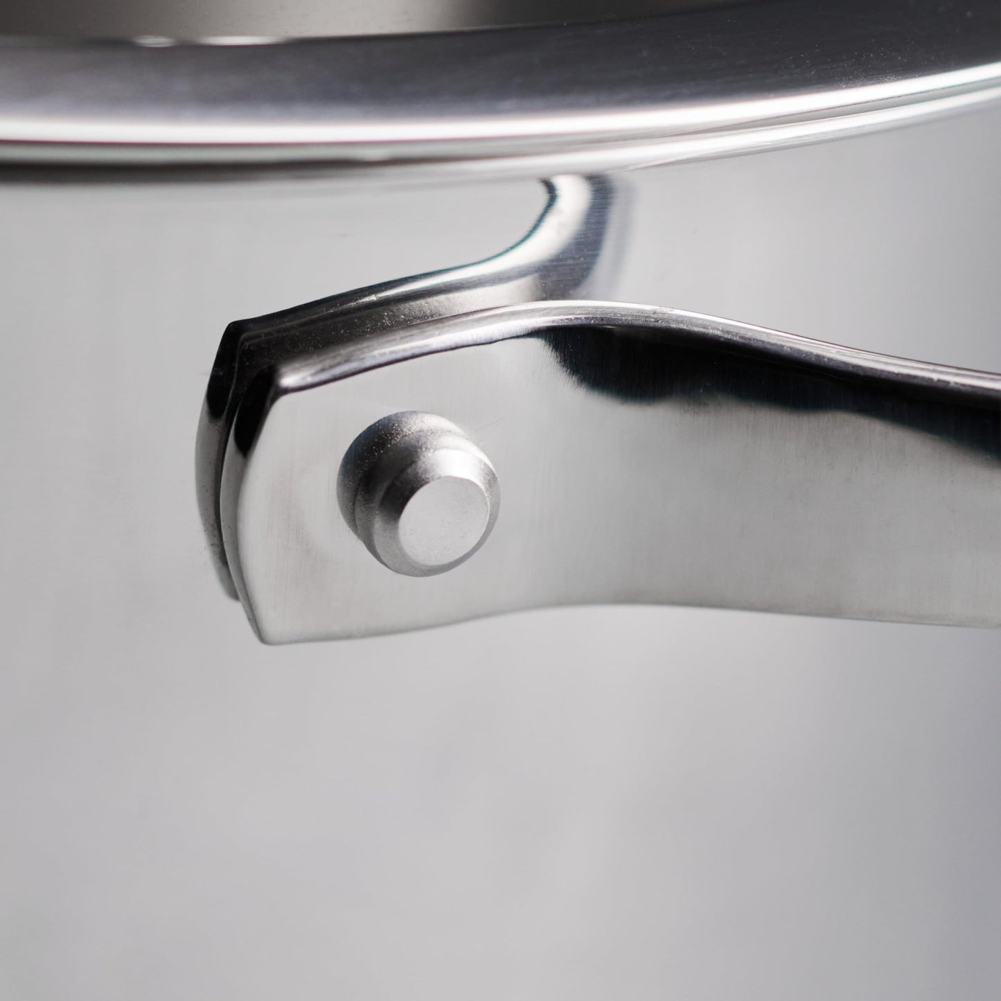 Tramontina Tempo Tri - Ply Base Stainless Steel 4 - Quart Sauce Pan with Glass Lid, Induction - Ready Saucepan, Oven - Safe, Dishwasher - Safe - electronicsexpo.com - Sauce Pans & Sauciers