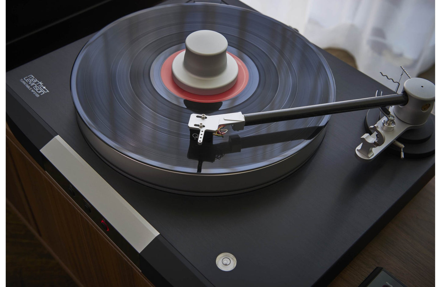 Mark Levinson No. 5105 Turntable - electronicsexpo.com - Pro Turntables